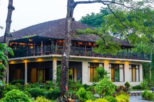 Vrt pred nastanitvijo Banbas Resort, Chitwan