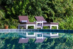 Bazen v nastanitvi oz. blizu nastanitve Banbas Resort, Chitwan