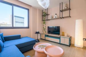 TV a/nebo společenská místnost v ubytování Anoor Studios & Apartments in Gemmayze