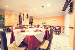 Restaurace v ubytování Hotel La Gaietta
