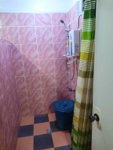 Fotografie z fotogalerie ubytování Cronin Residences v destinaci Oslob + 34 fotografií