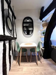 Posezení v ubytování Vera Studio Confortable sous les combles !