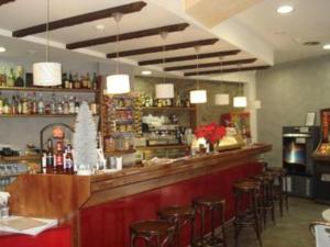 Lounge nebo bar v ubytování Hostal Can Jaume
