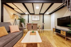 Telewizja i/lub zestaw kina domowego w obiekcie Tirso Loft en Madrid