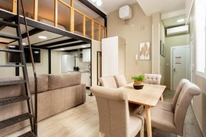 Posezení v ubytování Tirso Loft en Madrid