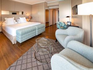 Posteľ alebo postele v izbe v ubytovaní Mercure Monte Igueldo