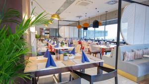 Nhà hàng/khu ăn uống khác tại VacationClub - Royal Tulip Sand Apartament 431