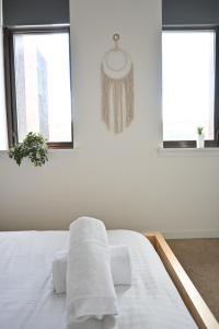 Ένα ή περισσότερα κρεβάτια σε δωμάτιο στο Stunning City Centre Duplex +21 φωτογραφίες