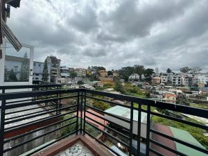 Balkón nebo terasa v ubytování Biệt Thự Trường Hải
