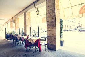 En restaurant eller et andet spisested på Hotel La Gaietta