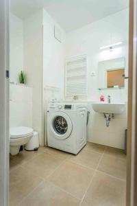 Corvin Luxury Quiet Cabin 1082 Budapest, Corvin sétány 7 kép - 2