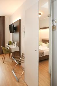 Postel nebo postele na pokoji v ubytování 23-hotel + 19 fotografií
