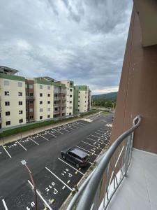 O edifício em que o apartamento se localiza