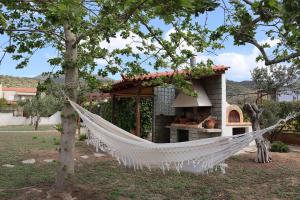 Κήπος έξω από το Turquoise Villa Loutraki