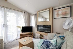 Gallery image of The Merman A03 in Par