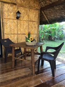 Taman di luar Casa Ana, unique et confortable,nature lodge,Pila