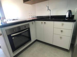 Gallery image of 1012 Aconchegante apartamento 1 dorm com vaga região Central de Porto Alegre in Porto Alegre +27 photos