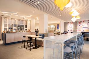 Restaurace v ubytování Holiday Inn Express & Suites Ghent by IHG