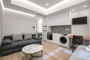 Kuchyň nebo kuchyňský kout v ubytování Porto Pireo by SuperHost365 Leosthenous + 178 fotografií