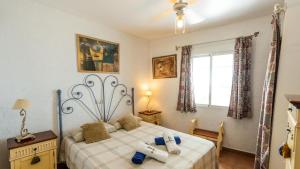 Posteľ alebo postele v izbe v ubytovaní Villa Juana Adra by Ruralidays