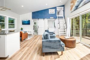 Η κουζίνα ή μικρή κουζίνα στο Elevate Tree House Community