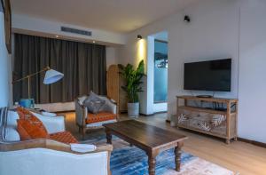 Dali Muhai Island Designer Seaview Manor TV 또는 엔터테인먼트 센터