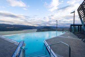 Bazén v ubytování Sparkling Hill Resort and Spa - Adults-Only Resort nebo v jeho okolí