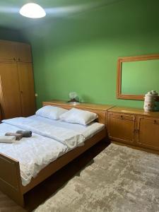 Postel nebo postele na pokoji v ubytování Apartment Vračar Nikšić