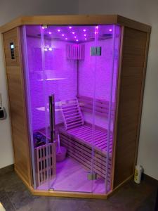Fotografie z fotogalerie ubytování Modern-gemütliche FeWo mit Sauna v destinaci Aremberg