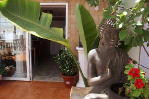 Zdjęcie z galerii obiektu Hotel Casa Día y Noche w mieście Calpe
