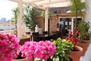 Zdjęcie z galerii obiektu Hotel Casa Día y Noche w mieście Calpe