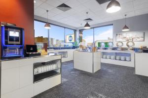 Kuchyň nebo kuchyňský kout v ubytování Best Western Hobart