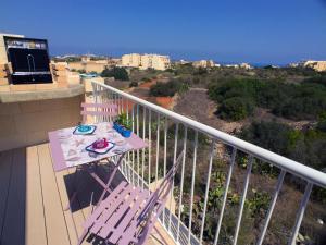 Balcone o terrazza di GozoWindmill Apartments