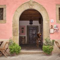 The facade or entrance of LA FINESTRA SUL BORGO Dimora Storica
