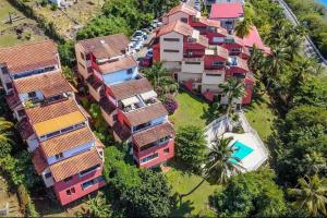 Bazén v ubytování Appartement Naïa, avec piscine commune nebo v jeho okolí