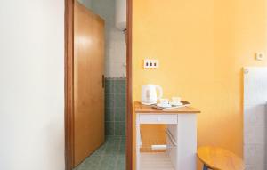 Fotografie z fotogalerie ubytování One-Bedroom Apartment In Primosten v Primoštenu