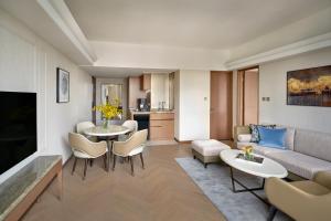 Predel za sedenje v nastanitvi Hopewell Hotel