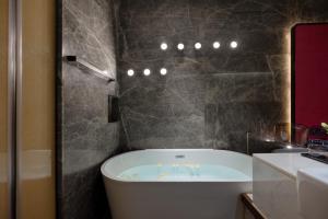 Vannituba majutusasutuses Beso Designer Apartent Hotel