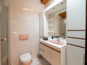 Koupelna v ubytování Holiday Home in Brtonigla with Private Pool