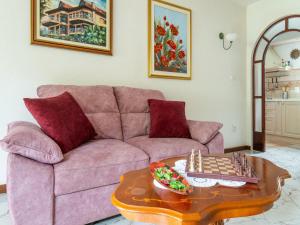 Posezení v ubytování Holiday Home in Brtonigla with Private Pool