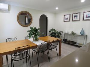 Φωτογραφία από το άλμπουμ του Waterfront house in Currumbin στη Χρυσή Ακτή