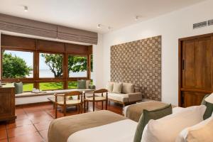A seating area at Jetwing Lagoon Wellness, A Luxury Reserve - Adults Only
