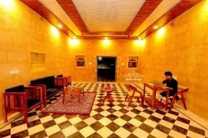 斋沙默尔Desert Popular Resort & Camp的相册照片