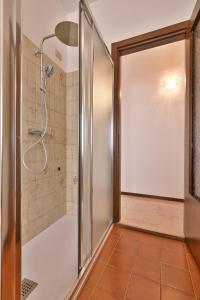 Bilik mandi di Casa Tullio - Theater Home