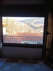 Nespecifikovaný výhled na hory nebo výhled na hory při pohledu z apartmánu