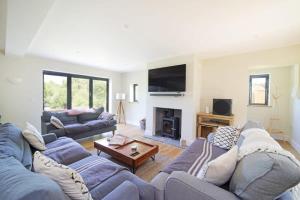 Ảnh trong thư viện ảnh của Contemporary Cottage & Garden in Dorset ở Blandford Forum