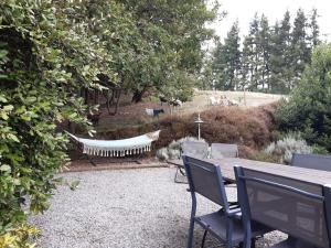 Vườn quanh Studio 2 personnes au calme dans le Pilat