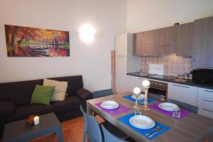 Kuchyň nebo kuchyňský kout v ubytování Villa Sole - Theater Home + 8 fotografií