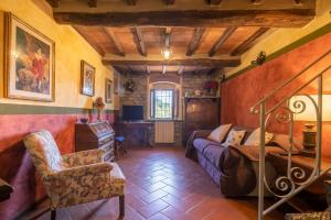 Χώρος καθιστικού στο Casale Giaggiolo