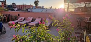 Balcone o terrazza di Riad Babmoon - Private Riad with Pool & Rooftop